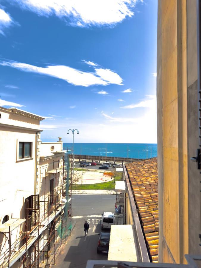 カターニア Terrazza Famaヴィラ エクステリア 写真